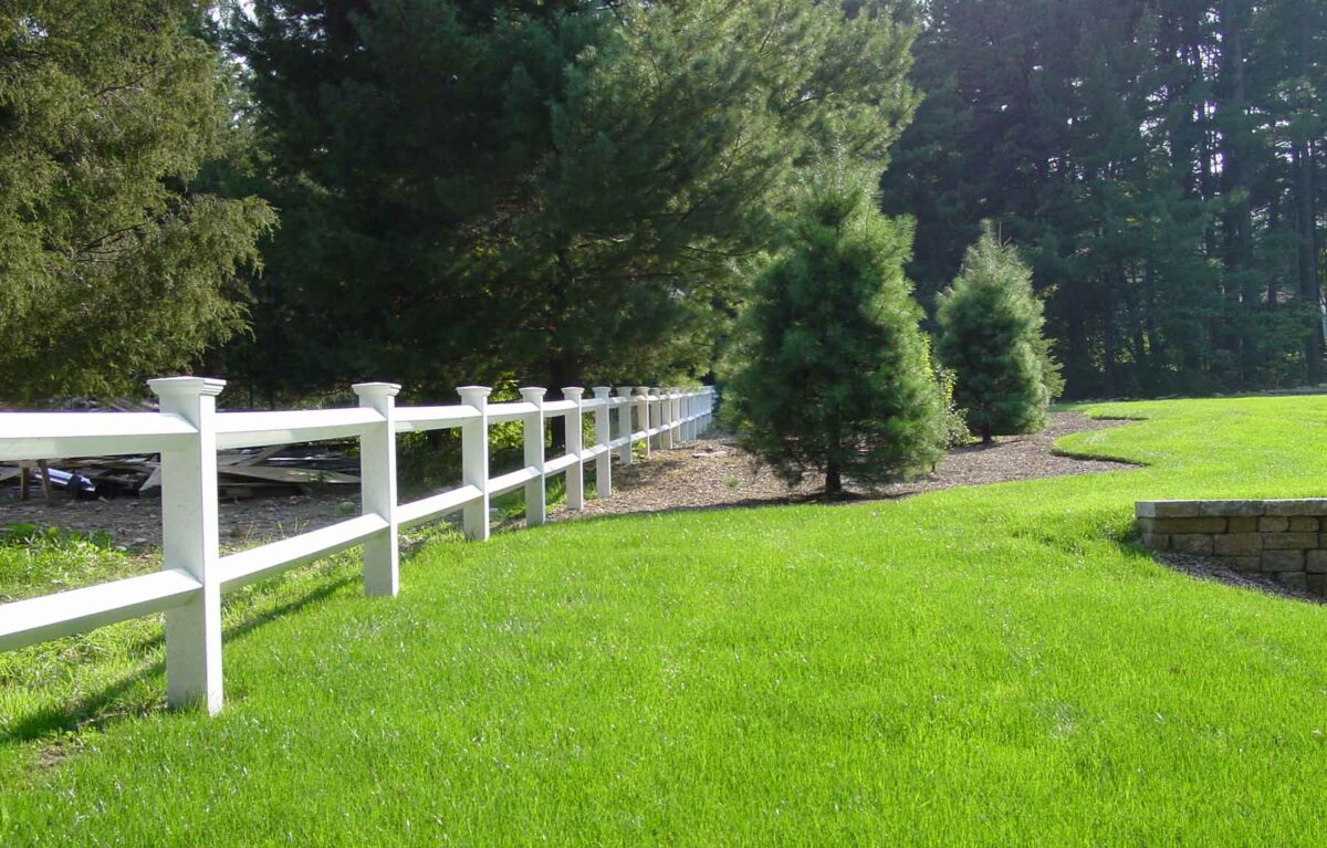 Vinyl Post And Rail Fence Installation In Massachusetts Ma Vinyl Post