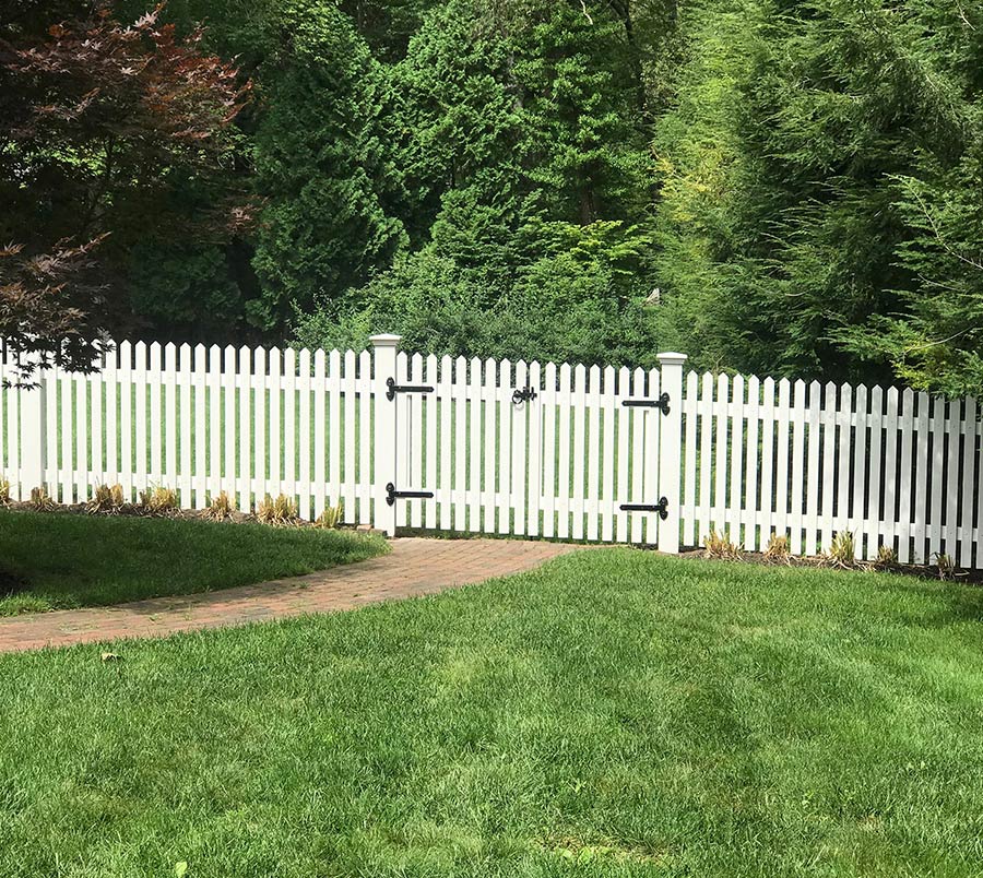 Vinyl Fence Installation in Norfolk - Top 4